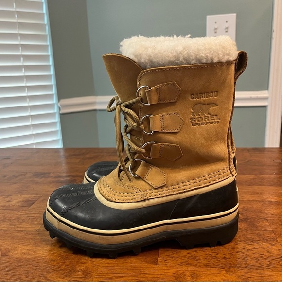 Sorel women’s Caribou boot size 6 tan black - Picture 6 of 9